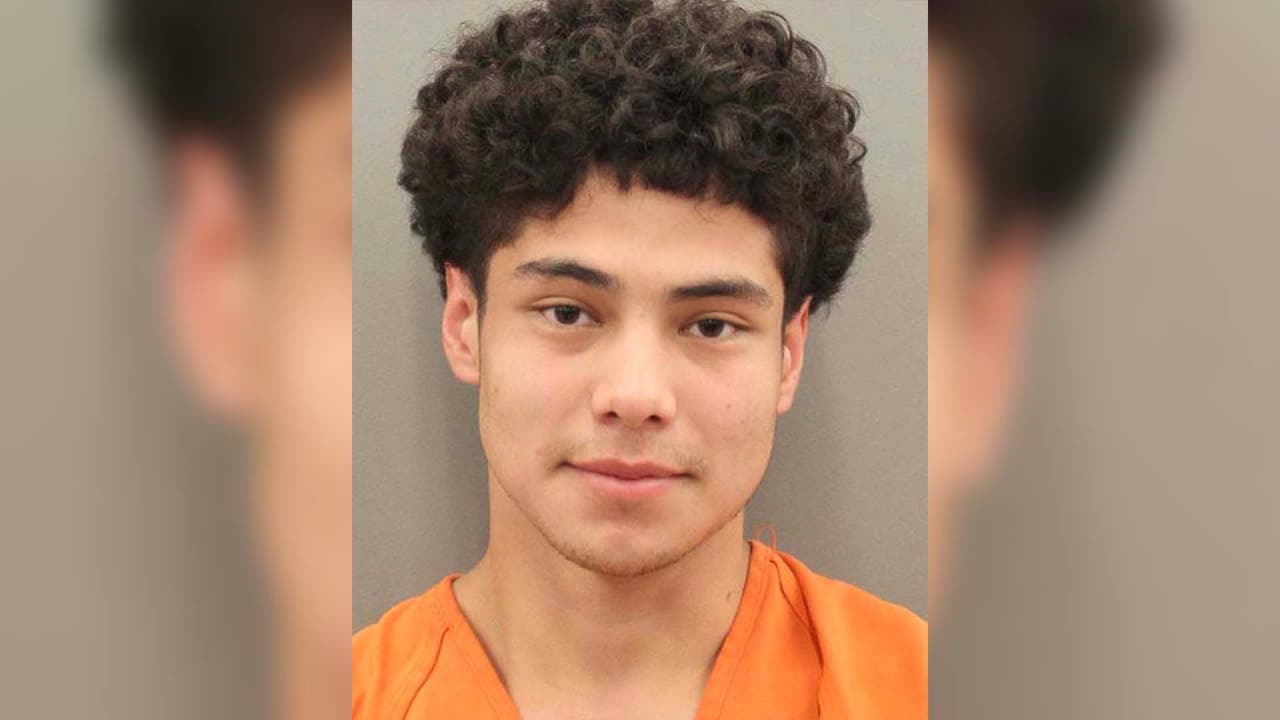 Acusan a un adolescente de 17 años de disparar desde un carro en movimiento contra seis menores de edad 