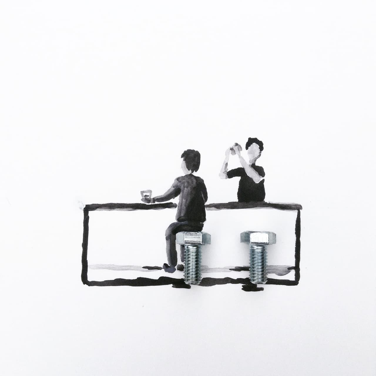 ¡Y en un bar podemos encontrar tuercas en vez de sillas!