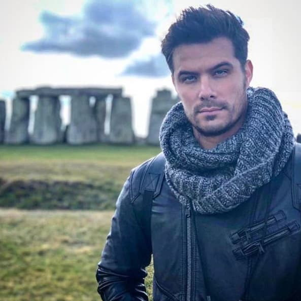 "Se dio la oportunidad de leer un poco del personaje, me encantó. Con Nacho Sada hicimos 'Un refugio para el amor' y fue una experiencia lindísima, entonces se fue dando, fui viendo a mis compañeros que los conozco también, los adoro", dijo para el show 'Cuéntamelo ya!'
<br>