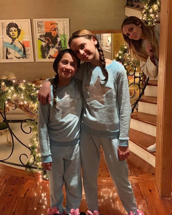 La leyenda de las Grandes Ligas dijo en una entrevista anterior a People que “Jennifer nos ha dado tanto a mí y a mis hijas en los últimos dos años”.