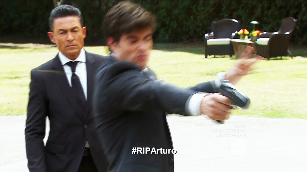 ¡No Arturo! Enfrentaste a Franco paar salvar a Eladio y Julia.