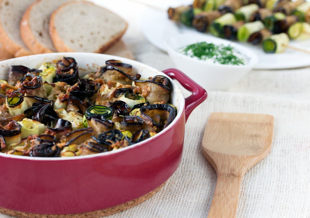 Curry de pollo y berenjena. Eres de la que les gusta experimentar con recetas de otros países, entonces estas en el camino indicado prueba la receta del curry de pollo y el sabor intenso de la berenjena.