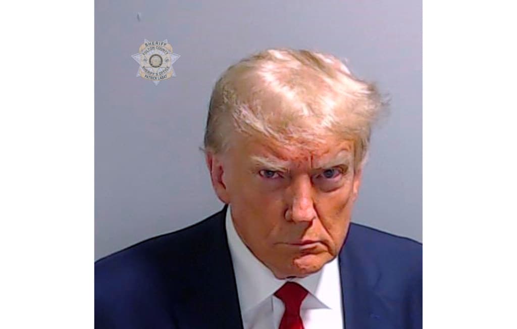 Donald Trump, el presidente 45 de EEUU, es el primero en tener ficha y foto policial 
