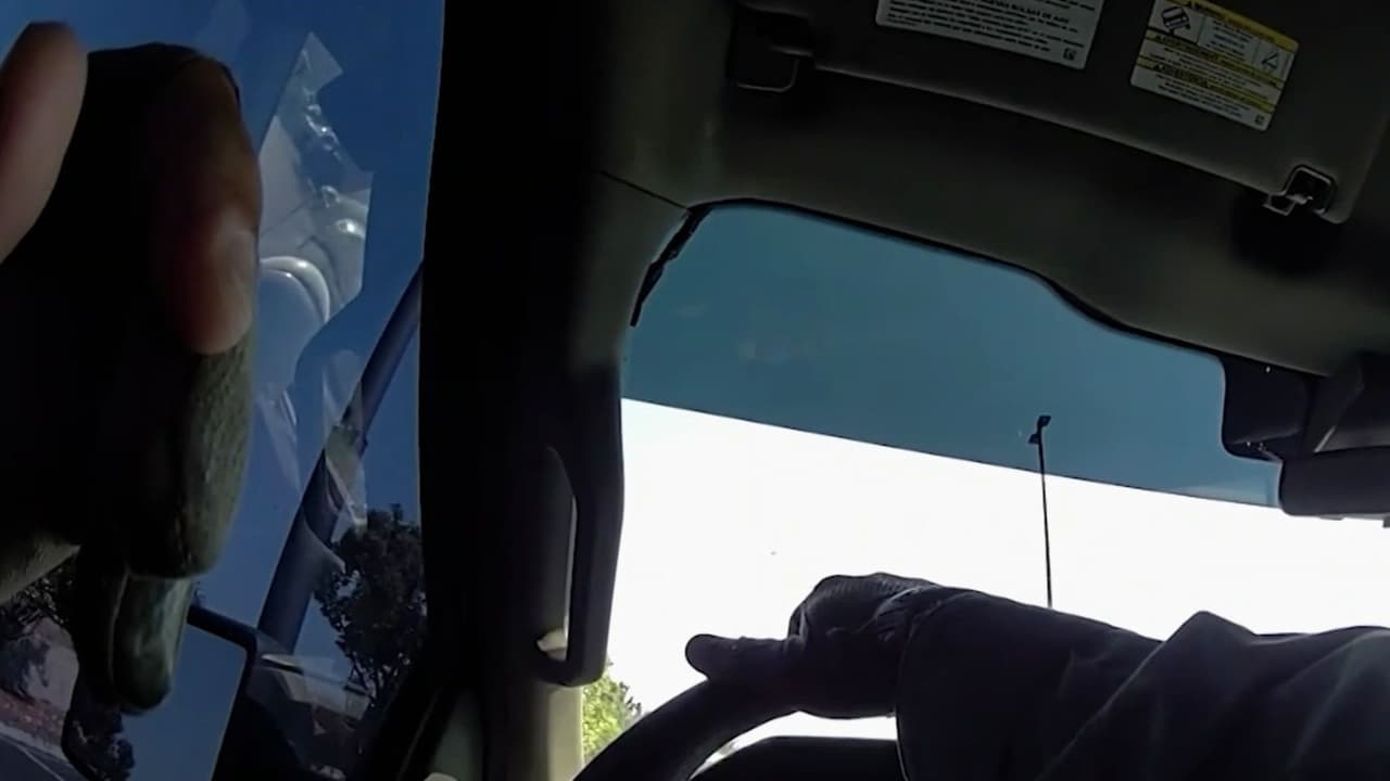 Videos delatarían el uso de insultos racistas contra inmigrantes latinos por parte de agentes federales en California