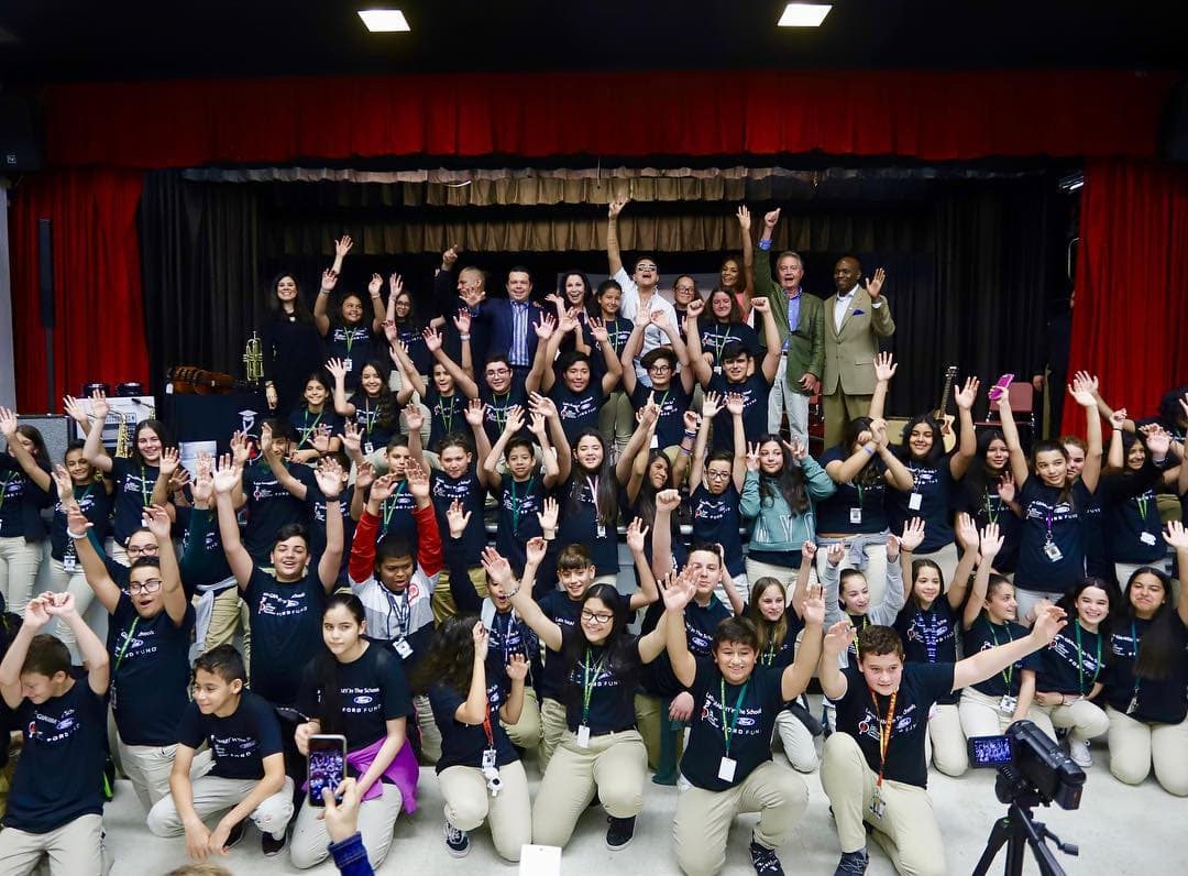 Desde el inicio de esta colaboración en 2014, más de 6,000 estudiantes se han beneficiado de donaciones de instrumentos musicales valorados en más de 400,000 dólares a escuelas en Estados Unidos, Argentina, México y Puerto Rico.