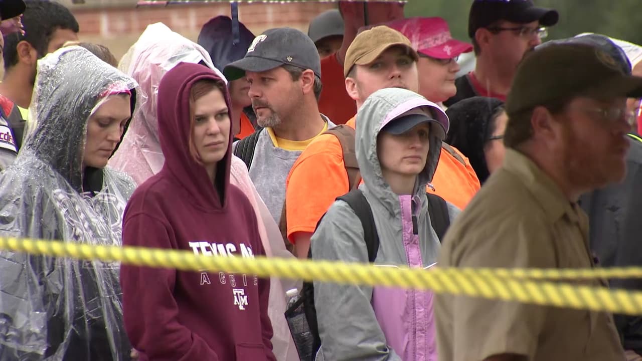 Jóvenes, adultos y niños de Bullard, Texas participaron en la búsqueda de la niña Kayla Gómez.