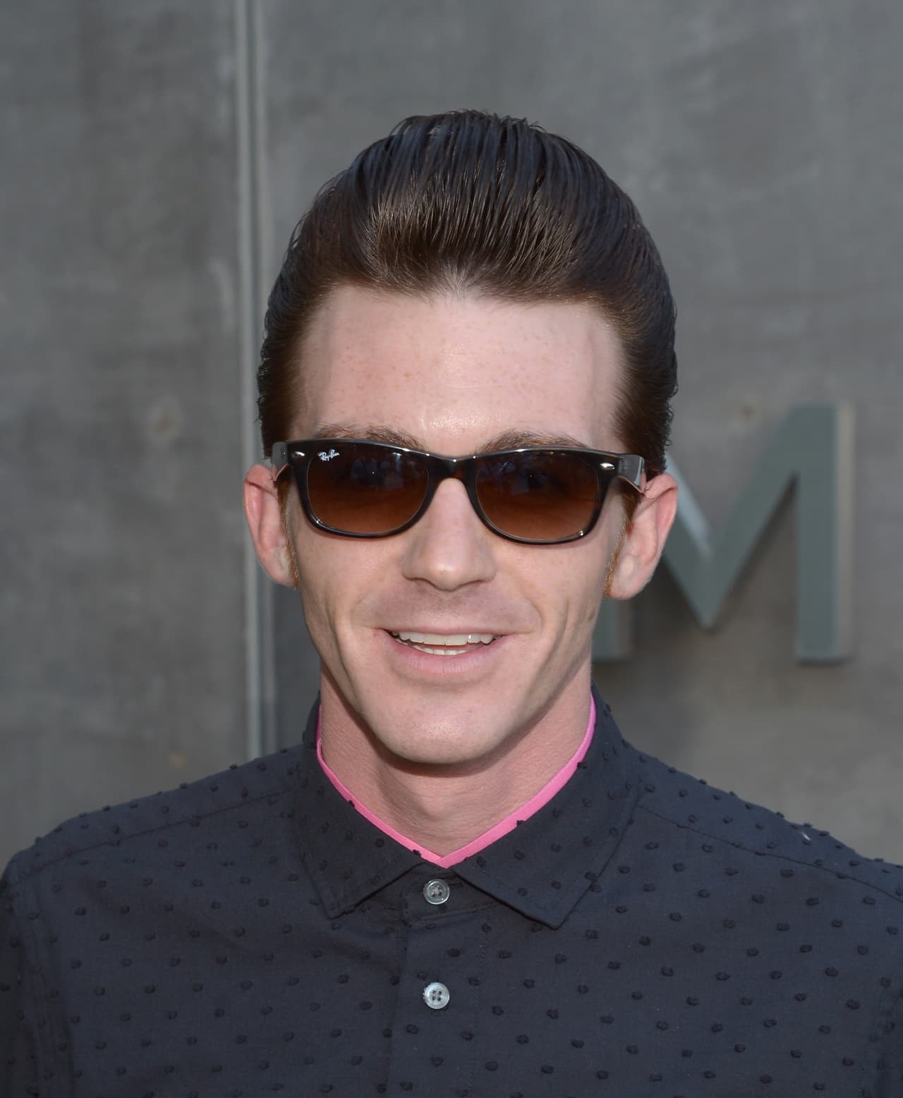 Drake fue liberado diez horas después pero tuvo qué pagar la cantidad de $20 mil dólares para salir en libertad.