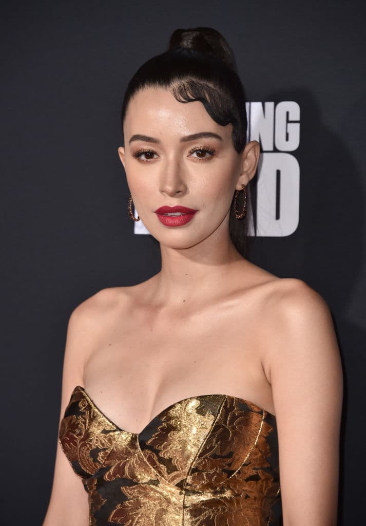 Quien se quedó con el papel principal fue Christian Marie Serratos, una actriz americana que es reconocida por sus participaciones en 'The Walking Dead' o 'Manual de supervivencia escolar de Ned'.