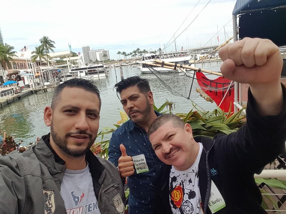 Por su parte, Caballo, Rolis y Caraturky aprovechan cada oportunidad que tienen para explorar Miami.