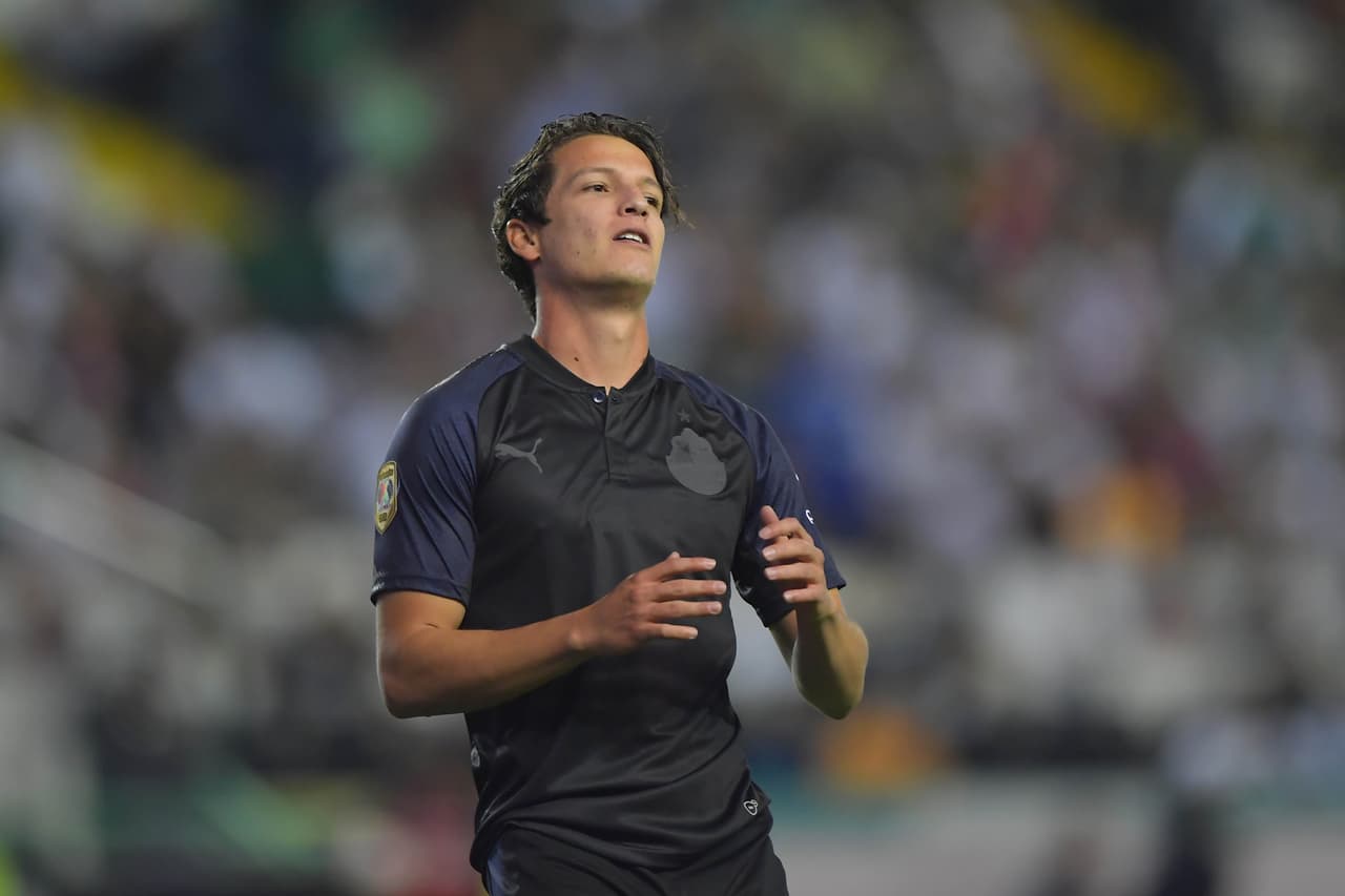 Carlos Fierro reforzará el ataque de Cruz Azul proveniente de Chivas de Guadalajara.