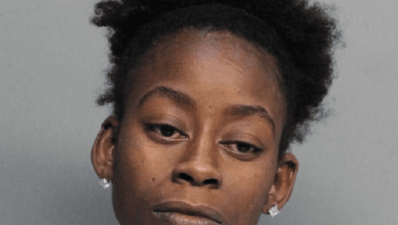 La asfixió y escondió el cuerpo en el maletero: confiesa la madre de la niña que apareció muerta en un basurero