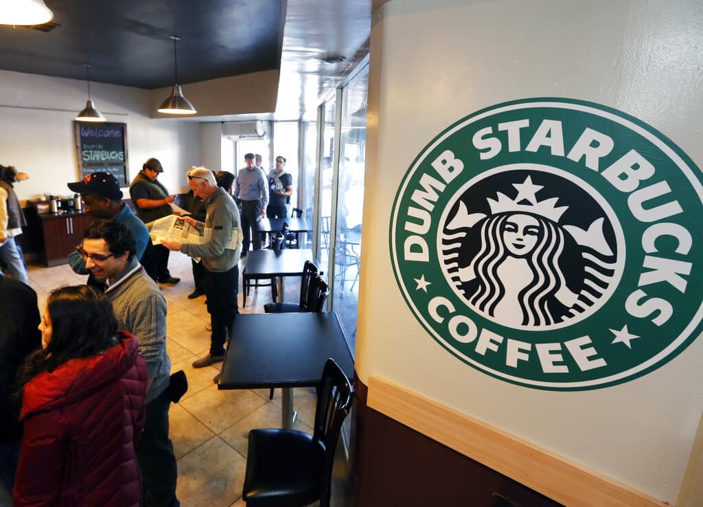 Hasta el momento, son 16 las locaciones que dejarán de ofrecer servicios en las ciudades de Los Ángeles, Portland, Seattle, Philadelphia y Washington, D.C. 
<br>