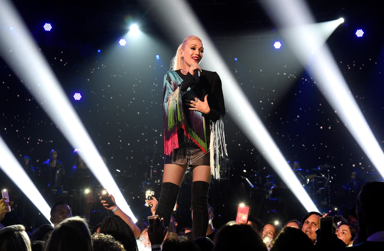 LOS ANGELES, CA - OCTOBER 14: In this handout photo provided by One Voice: Somos Live!, singer Gwen Stefani performs onstage during "One Voice: Somos Live! A Concert For Disaster Relief" at the Universal Studios Lot on October 14, 2017 in Los Angeles, California. (Photo by Kevin Mazur/One Voice: Somos Live!/Getty Images)