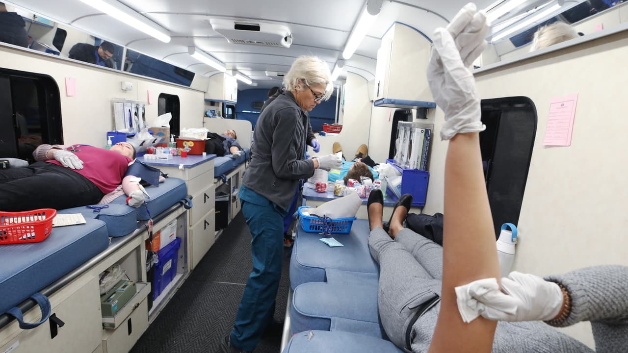 Vinculan a reuniones religiosas un tercio de los casos de coronavirus en el condado Sacramento