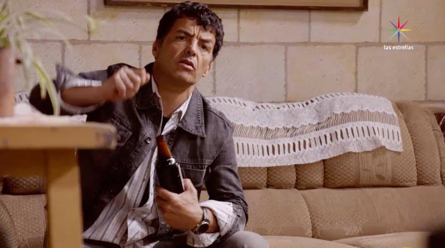 El también actor al referirse a su padre, Alberto Vázquez, dijo sentirse satisfecho porque “pudo haber sido peor, pudo haber pasado que no lo hubiera conocido”.