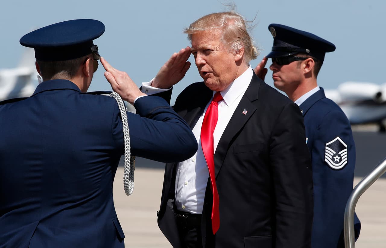 Trump acusa a Obama de liberar 122 "sanguinarios prisioneros" de Guantánamo, pero 113 fueron sacados por Bush