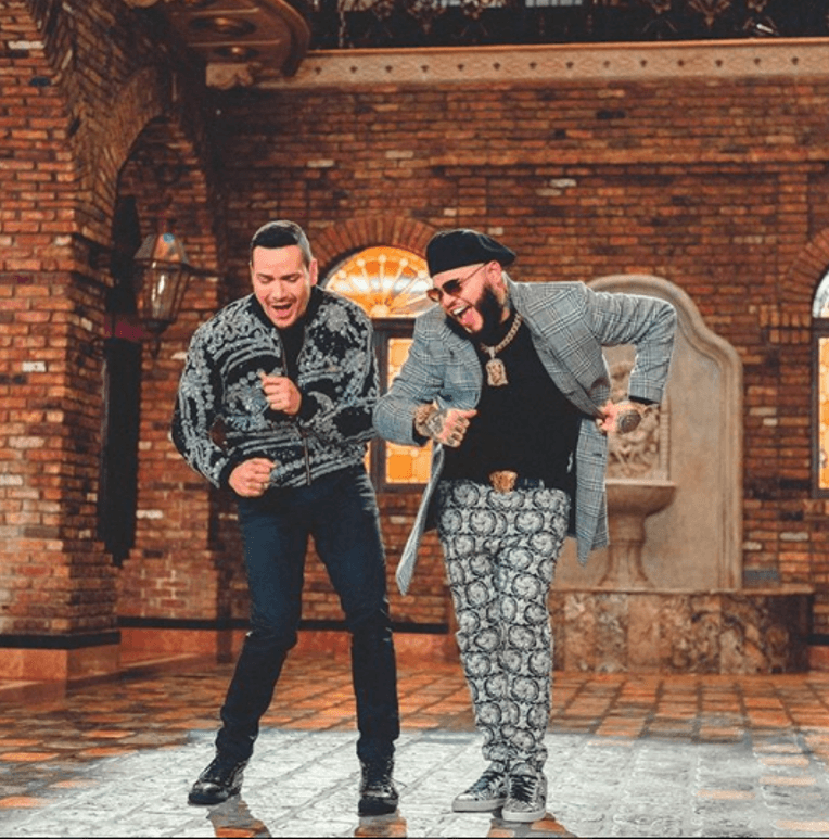 De Farruko destacan su versatilidad por experimentar exitosamente con géneros como la bachata, vallenato y reggae. Ha colaborado con artistas como José Feliciano, Ky-Mani Marley y Víctor Manuelle.