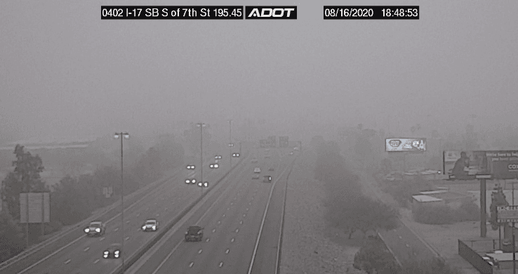 En esta época de monzón, las tormentas de arena o agua son impredecibles, por lo que expertos dan unas medidas de prevención.
<br>