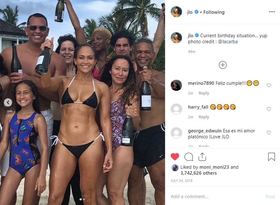 "Situación actual: de cumpleaños… ¡sí!", se lee junto al par de fotografías que compartió en Instagram.