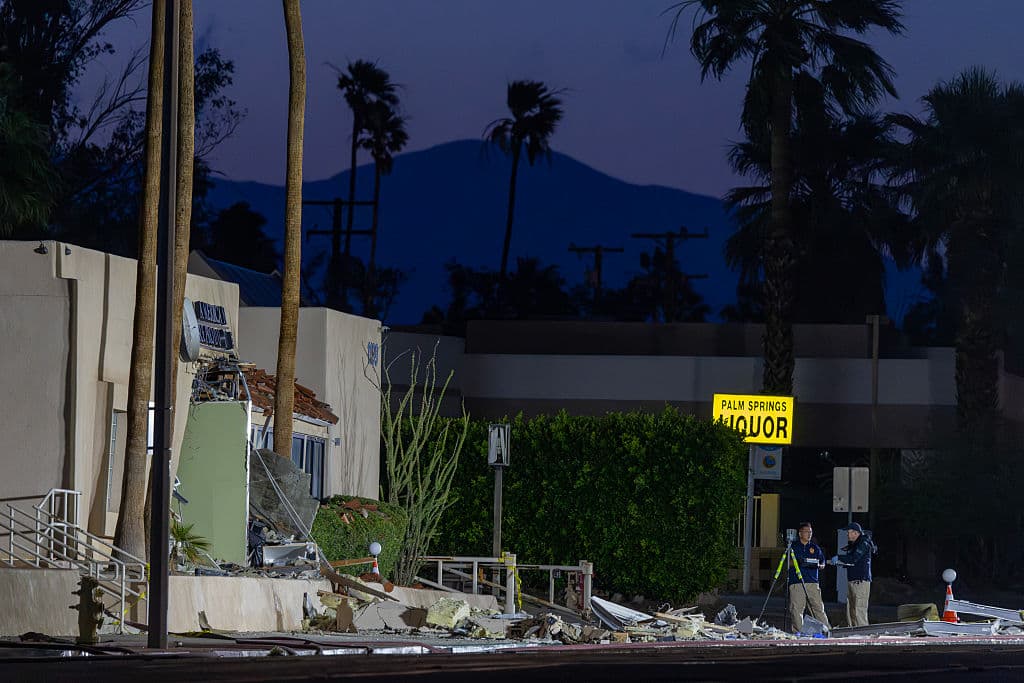 Los funcionarios del FBI están seguros de que Bartkus, residente de Twentynine Palms, fue el único responsable del atentado. El hombre murió en la explosión y las autoridades de la ciudad dicen que no hay más amenazas.