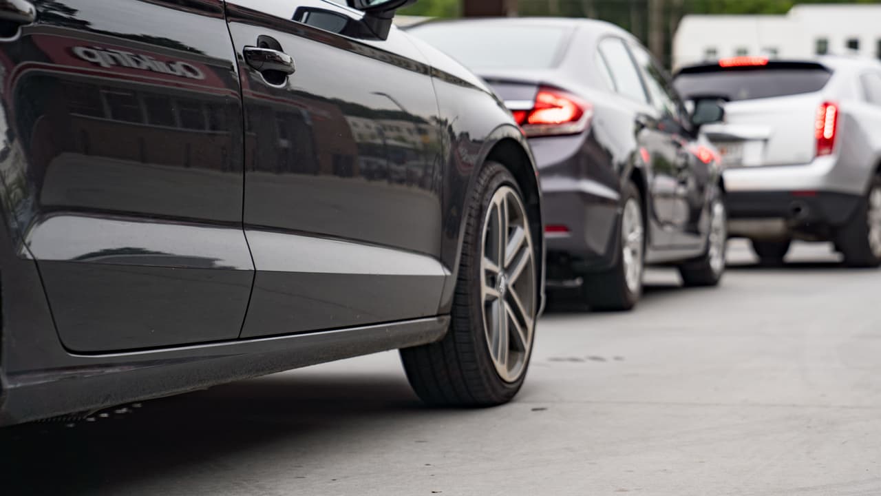 Este es el programa que entrega dinero a quienes reemplacen su auto antiguo en California