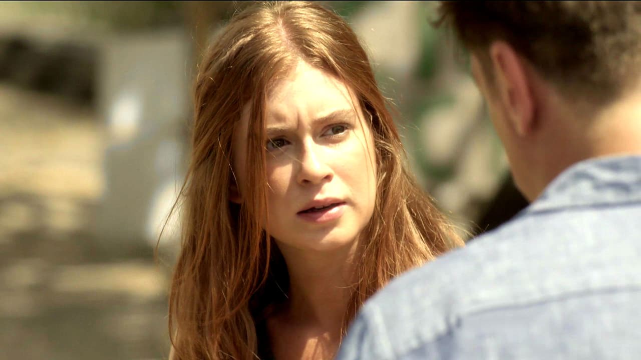 El último enamorado de Eliza es Arturo, un hombre de quien quedó encantada desde la vez que la defendió de los maltratos de Dino en Campo claro.