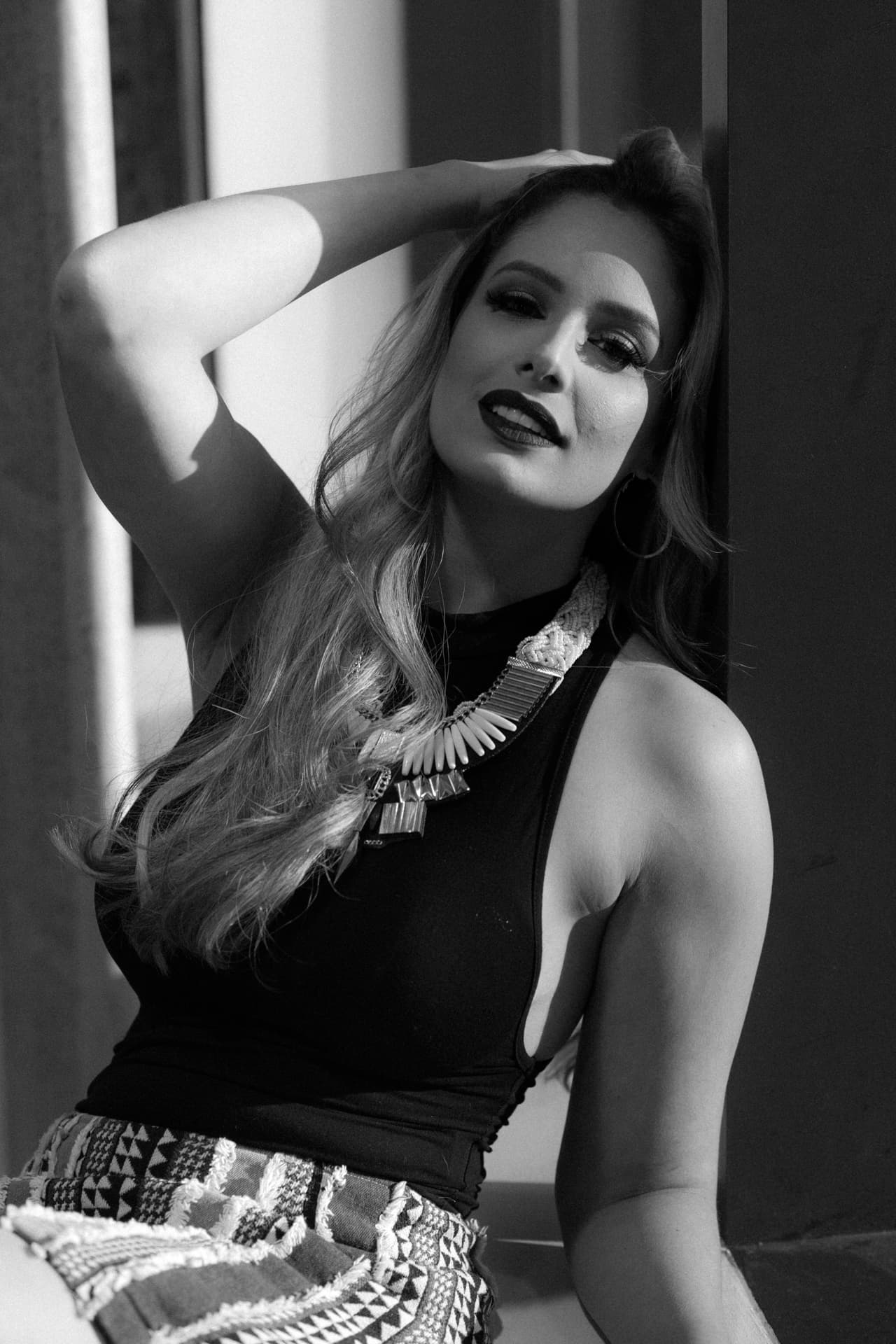 Es una experta en posar de una manera espectacular.