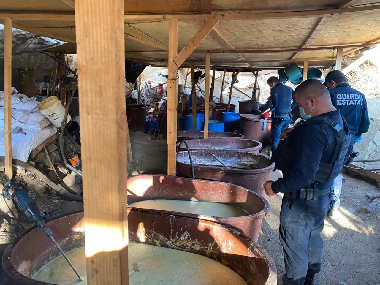 Producir droga cerca de la frontera con EEUU: la nueva estrategia del Cartel de Sinaloa