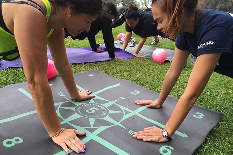 Estudiantes de California ayudan a hispanos a estar sanos y en forma