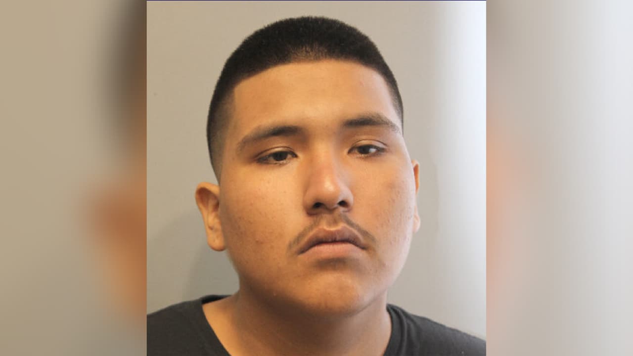 Iván Argüello, fue arrestado por DUI y se le fijó una fianza de 100 dólares.