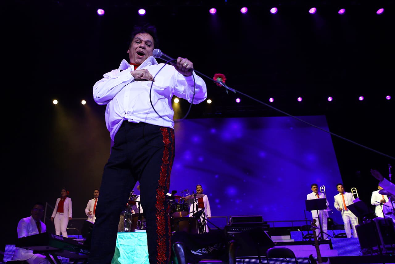 Juan Gabriel, el canta-autor mexicano murió este domingo 28 de agosto de 2016, pero deja un legado musical y cultural que nunca se olvidará.