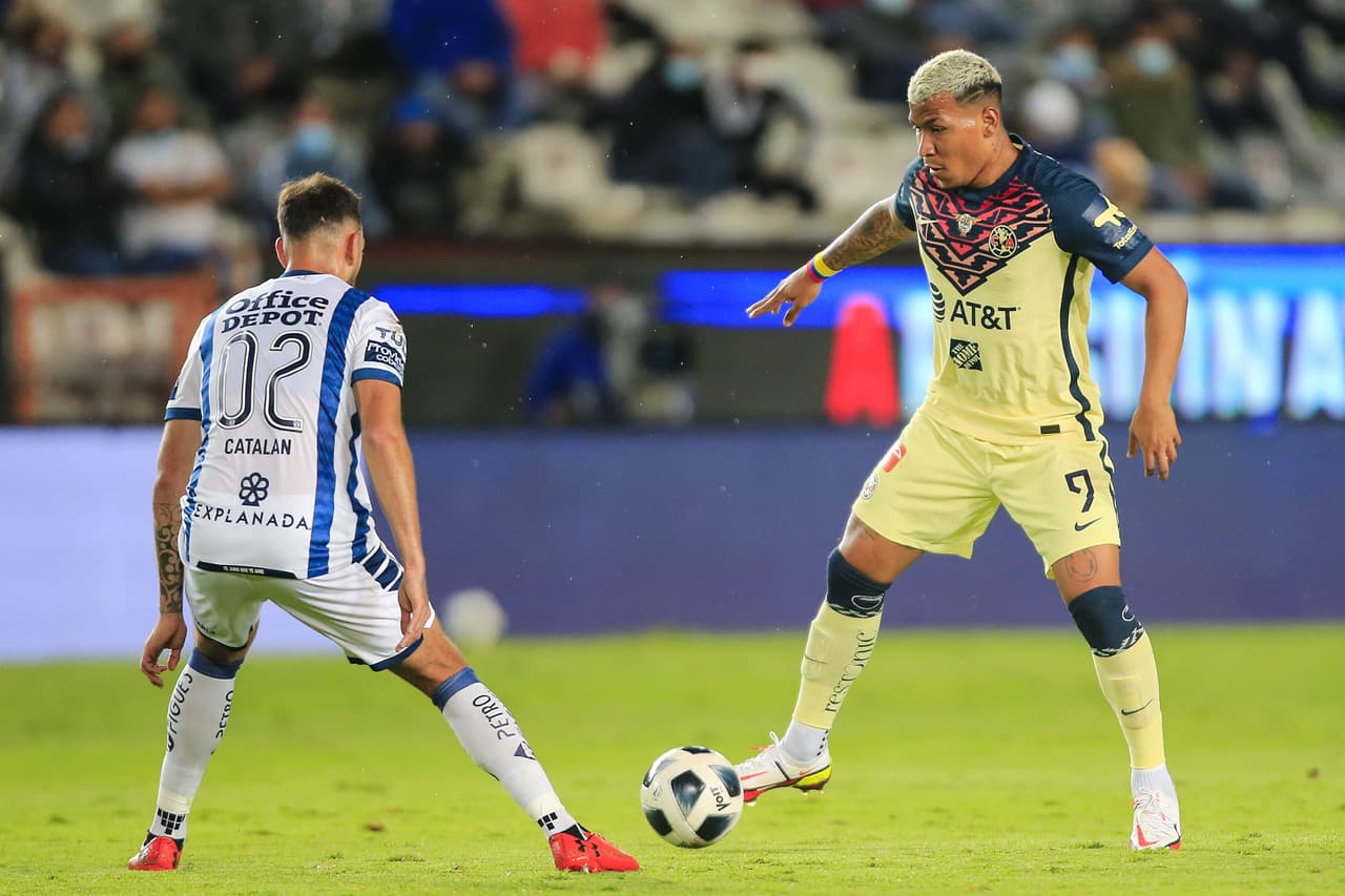 Pachuca no logra aguantar la ventaja y los Tuzos y las Águilas empatan 1-1 en el Estadio Miguel Hidalgo.