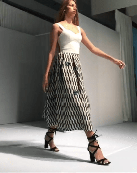 Como la vez que Lina debutó en las pasarelas y Lili se mostró muy orgullosa.