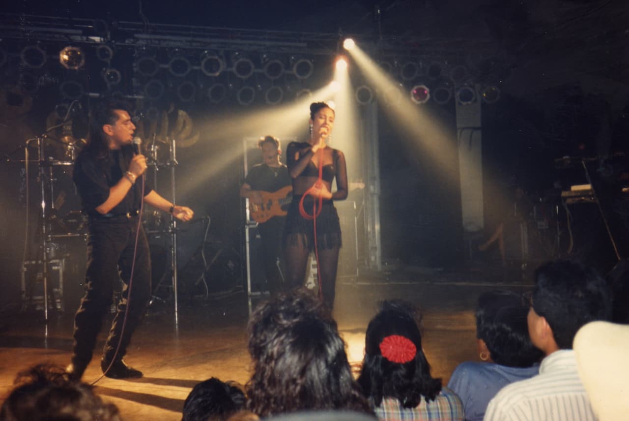 Guardaespaldas de Selena comparte sus fotos