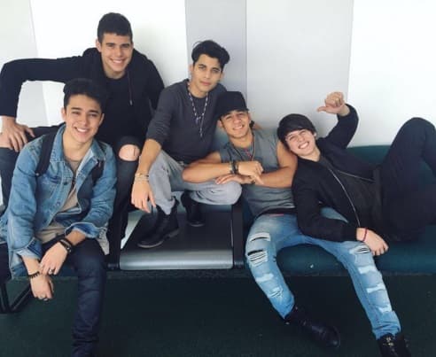 CNCO nació en 2015, al resultar ganadores del reality de Univision llamado La banda.