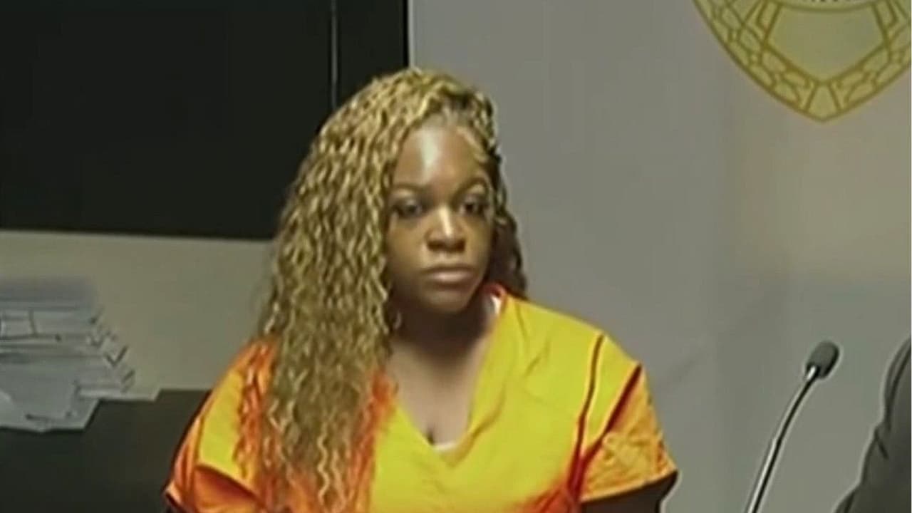 Madre de Florida enfrenta cargos tras dejar solos a sus cuatro hijos para presuntamente irse de vacaciones a un crucero