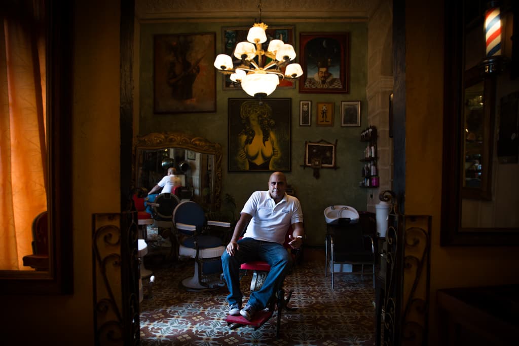 Havana barber Gilberto 'Papito' Valladares hopes Donald Trump continues Obama’s legacy and keeps the door open to Cuba.