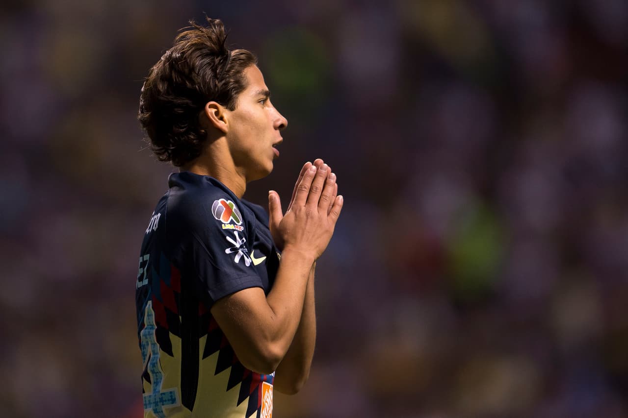 Mientras Diego Lainez disputa el Torneo Esperanzas de Toulon, equipos franceses habrían manifestado su interés en él. Se dice que Lyon y Mónaco lo están siguiendo.