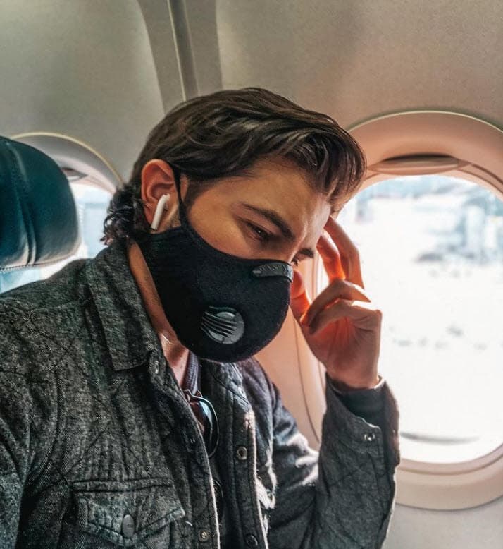 Juan Osorio reconoció que "no fue fácil" convencer a Fernando Noriega para que se uniera a las grabaciones, las cuales se estiman finalicen en junio próximo. 
<br>