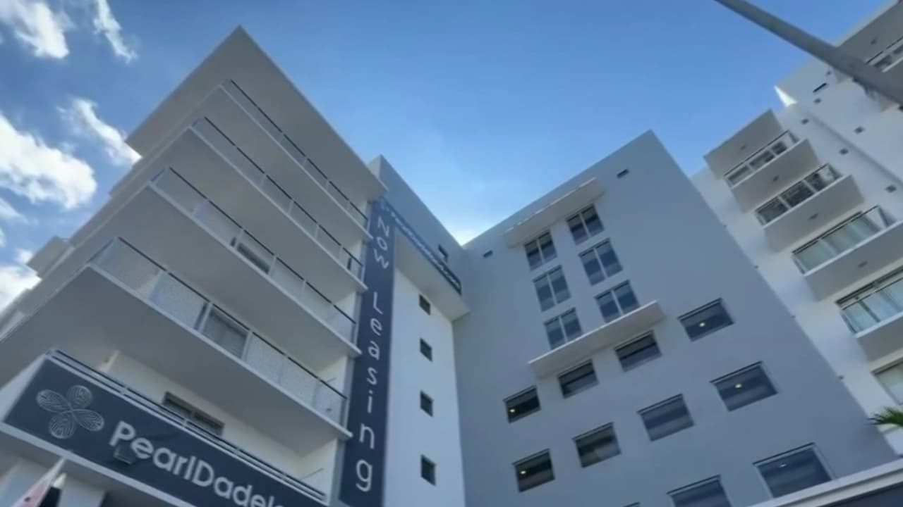 Repartidor de comida es baleado en un apartamento de Kendall: al sospechoso le encontraron varias drogas