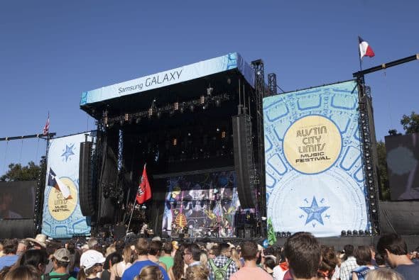 Miles de asistentes de todo el mundo disfrutaron de más de 180 presentaciones de bandas como Pearl Jam, Eminem y Outkast.