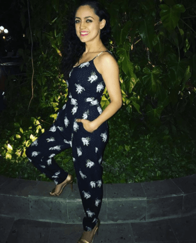 Siempre es fiel a su estilo y disfruta al máximo dedicarse a la actuación.