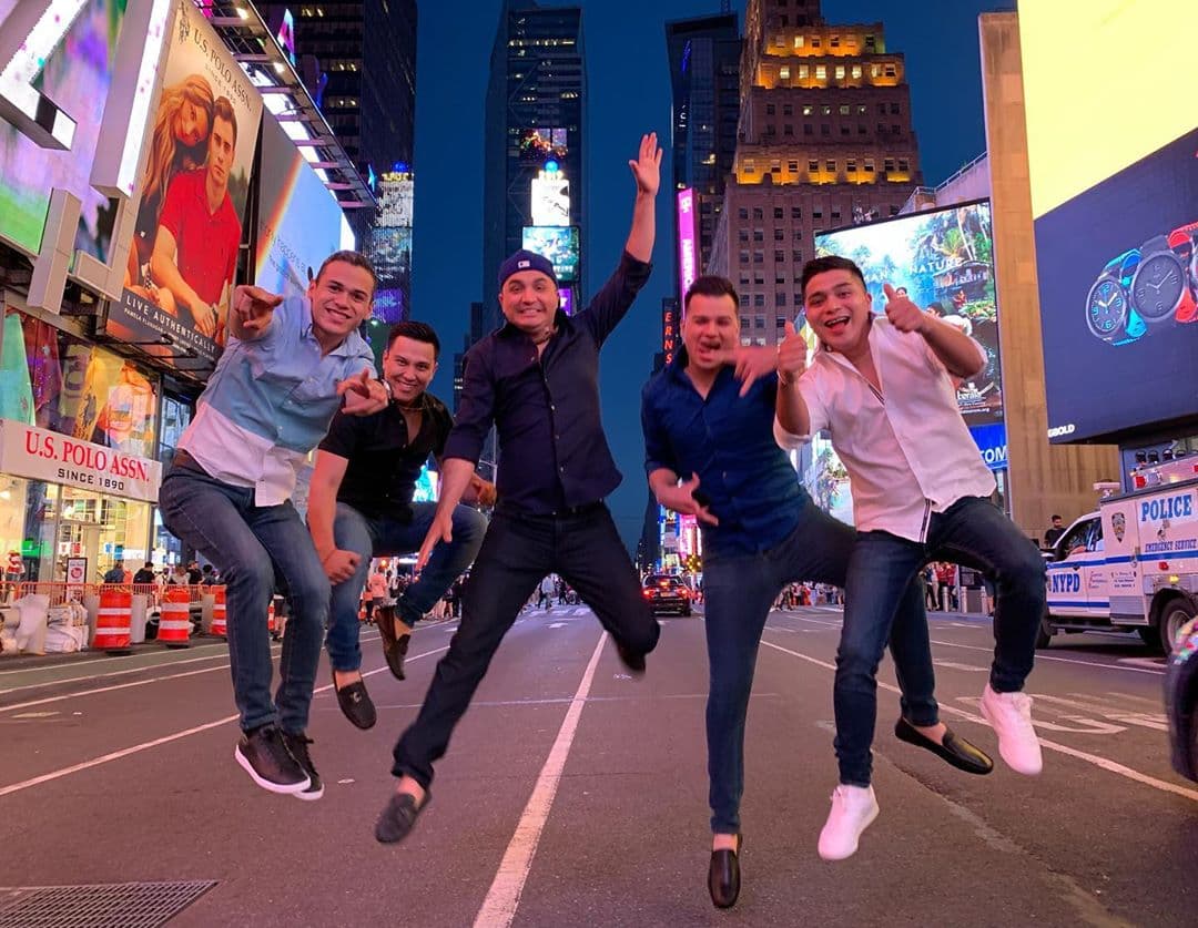 ‘Cedí’ se convierte en un estreno ‘arrollador’ y muy sensual de La Arrolladora Banda El Limón 