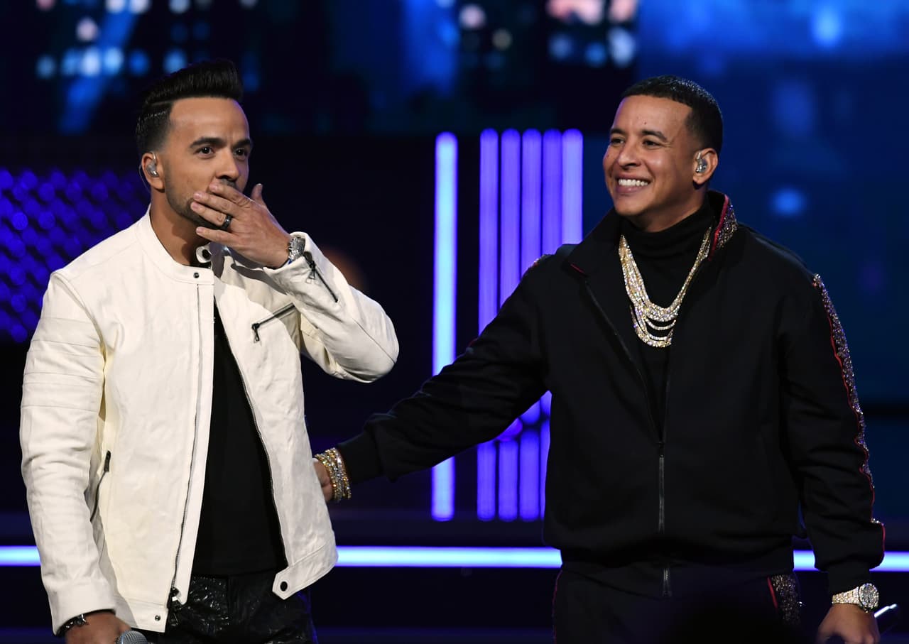 Aunque han jurado hasta el cansacio que se llevan bien y se respetan mucho, lo cierto es que Luis Fonsi y Daddy Yankee no parecían compenetrados este domingo, mientras interpretaban 'Despacito' en la edición 60 de la entrega del GRAMMY.