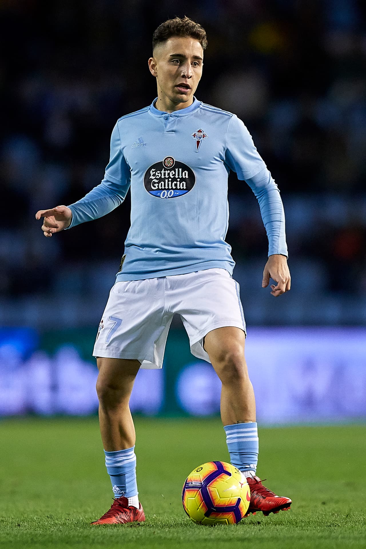 En los pocos minutos de La Liga que jugó, Mor se vio lento de movimientos.