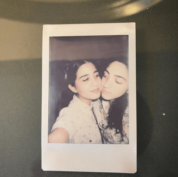 Pero ella no fue había hablado abiertamente acerca de su preferencia sexual, hasta que compartió esta instántanea en sus redes sociales con la que felicitó a Gemeny Hernández por su primer aniversario como pareja.