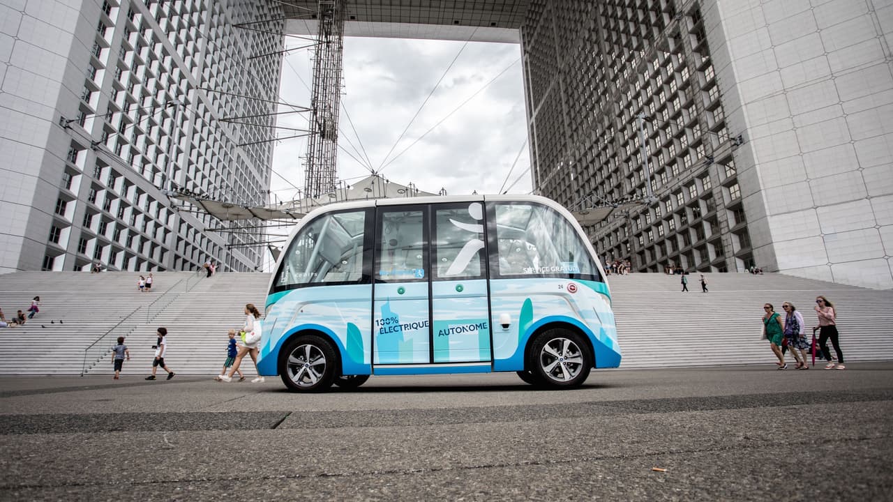 Minibuses autónomos eléctricos con tecnología francesa se preparan para invadir EEUU 