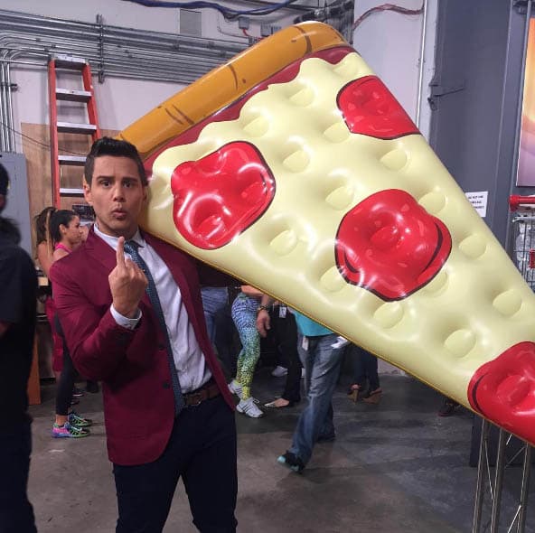 Alejandro Chabán: "#JustONE slice Aprende a diferenciar entre el HAMBRE VS APETITO". (Julio 7, 2016)
