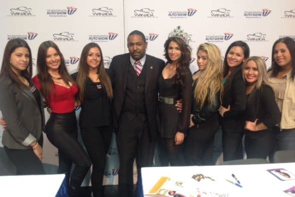 Marisela regresó a casa feliz de haber tenido la oportunidad de asistir al auto show en Washington y sentir el calor de su gente. La reina se divirtió tomándose fotos con sus admiradores y repartiendo autógrafos.