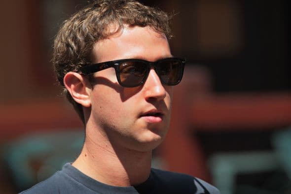 Facebook surgió como un proyecto escolar en Harvard en 2004 para ponerse en contacto entre estudiantes. Hoy tiene 900 millones de usuarios en el mundo.